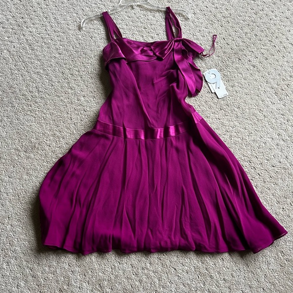 Nine West Dresses & Skirts - Nine West 100% silk fuschia cocktail dress size 8